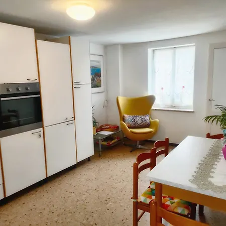 Via Cantonina 1 Di Diana * San Valentino (Friuli Venezia Giulia)