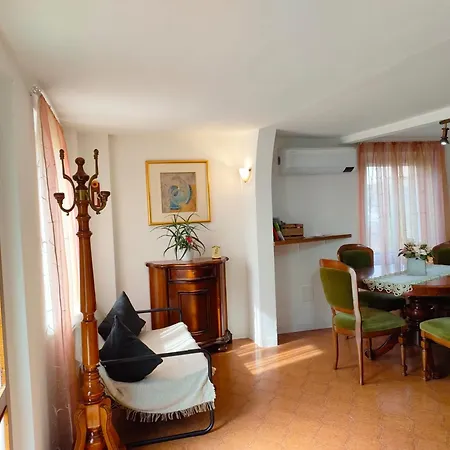 Via Cantonina 1 Di Diana *